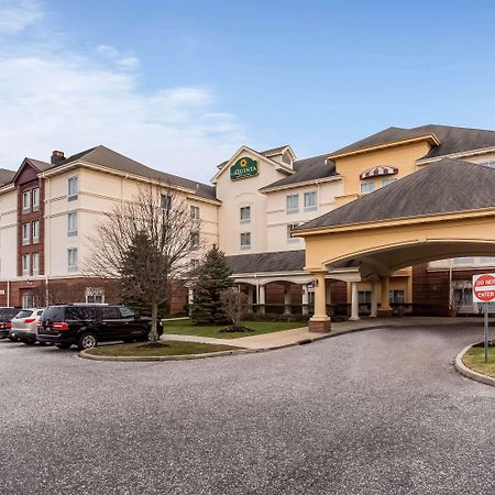 La Quinta By Wyndham Islip - Macarthur Airport Bohemia Εξωτερικό φωτογραφία