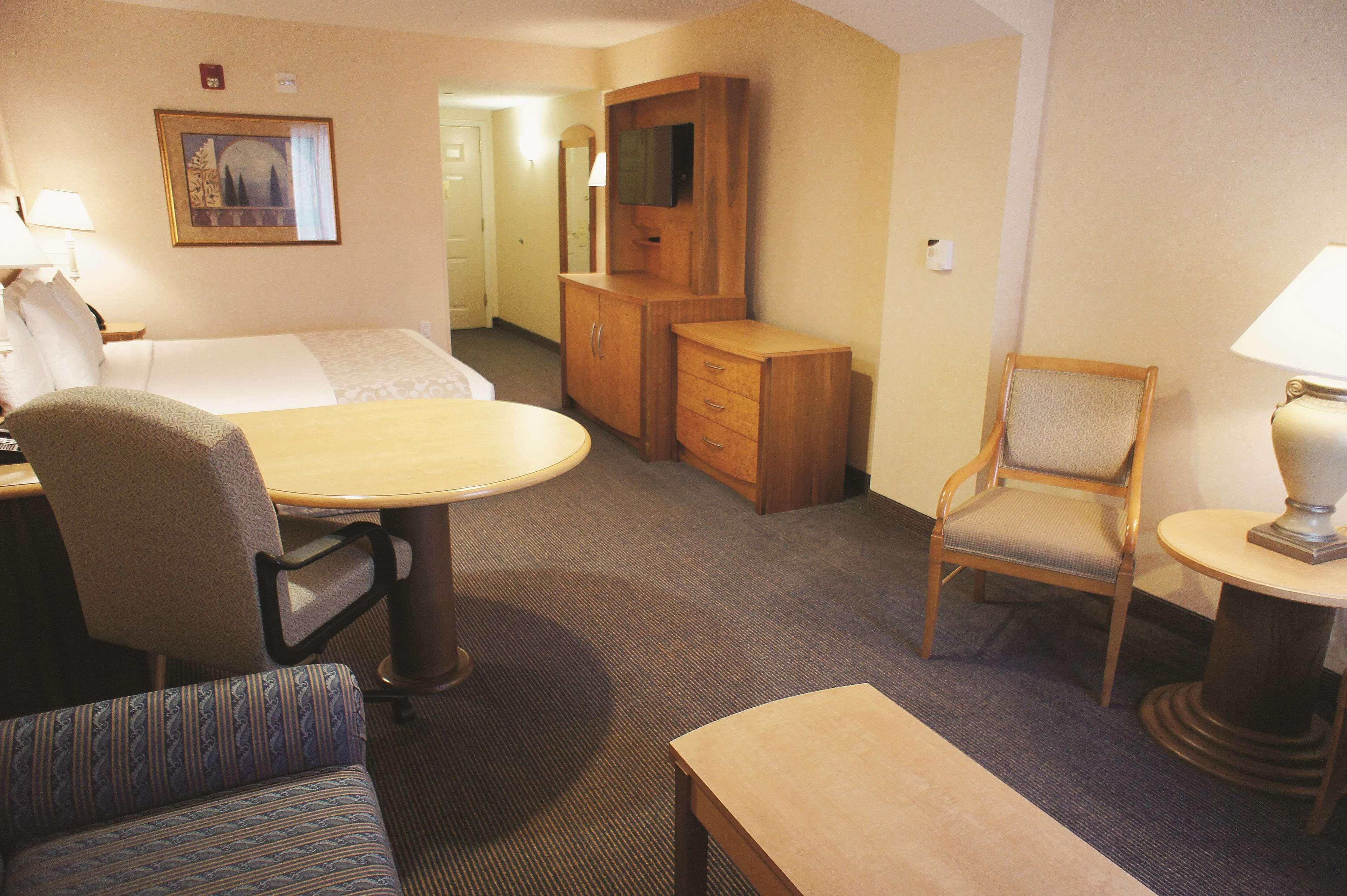 La Quinta By Wyndham Islip - Macarthur Airport Bohemia Εξωτερικό φωτογραφία