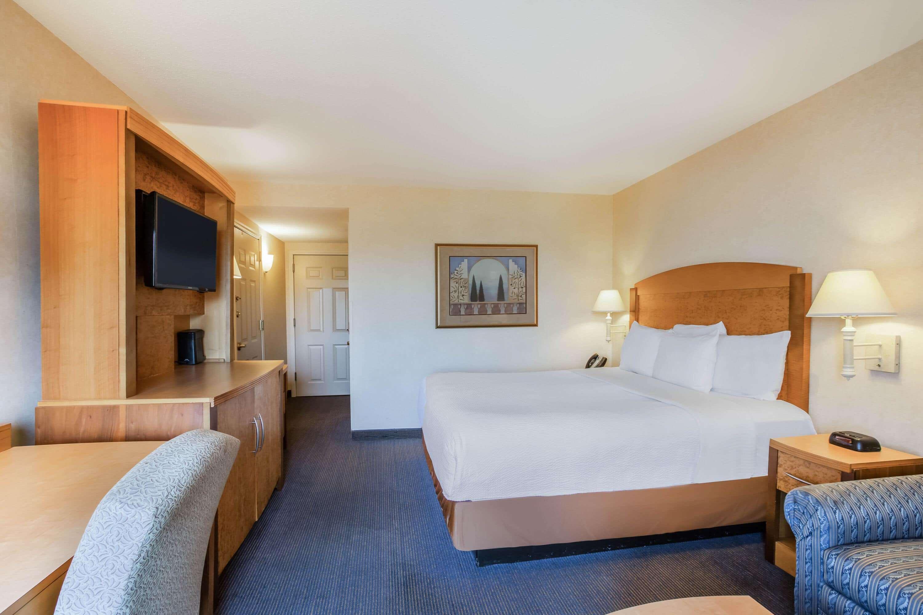 La Quinta By Wyndham Islip - Macarthur Airport Bohemia Εξωτερικό φωτογραφία