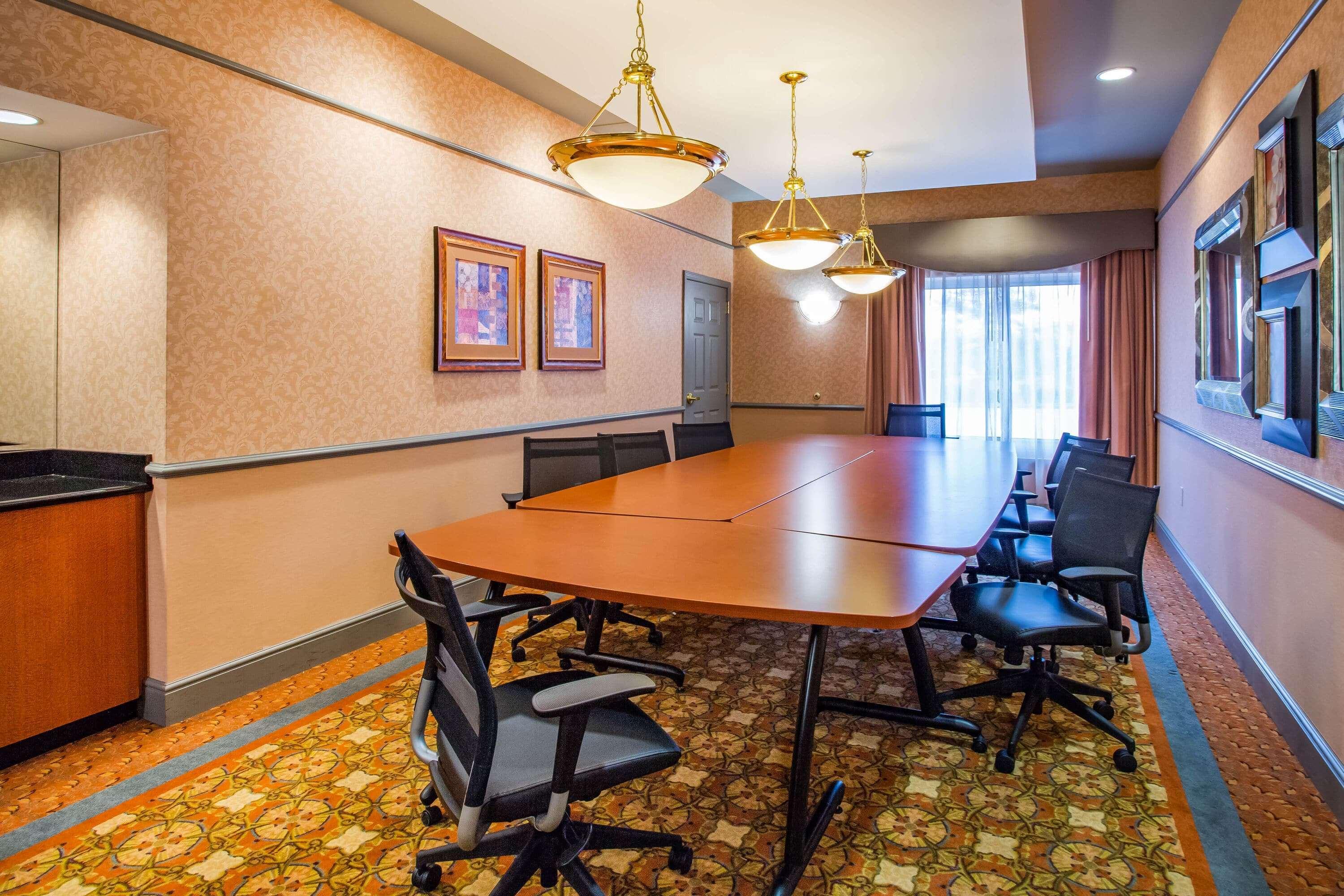 La Quinta By Wyndham Islip - Macarthur Airport Bohemia Εξωτερικό φωτογραφία