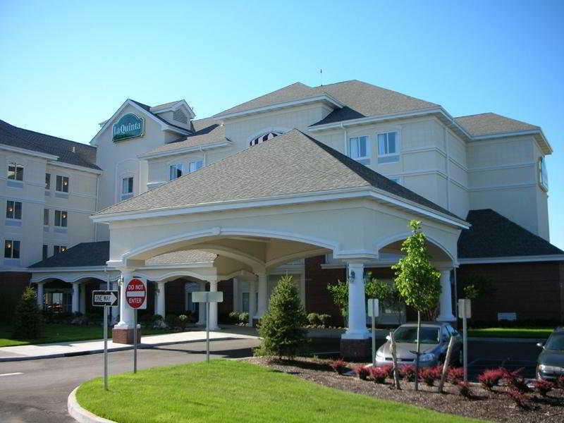 La Quinta By Wyndham Islip - Macarthur Airport Bohemia Εξωτερικό φωτογραφία